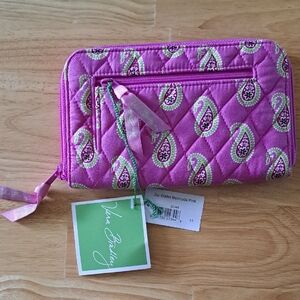 Vera Bradley Bermuda Pink Quilted Wallet